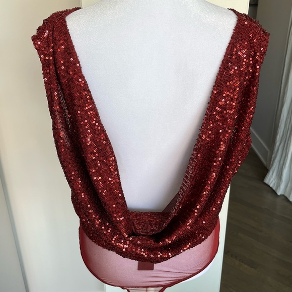 NWT. Lulus Evening of Wonder Burgundy Sequin Cowl Back Bodysuit - Picture 7 of 9